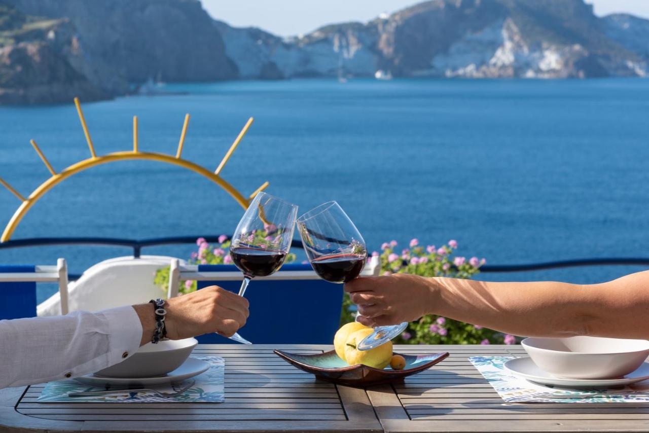 Maridea - Les Suites Du Soleil Ponza Exterior photo