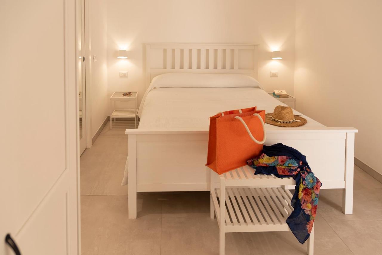 Maridea - Les Suites Du Soleil Ponza Exterior photo